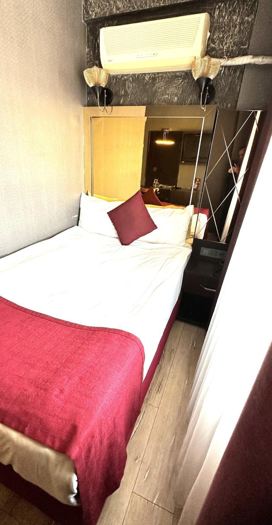 Kaya Royal Hotel Theater Street Istanbul Exterior foto